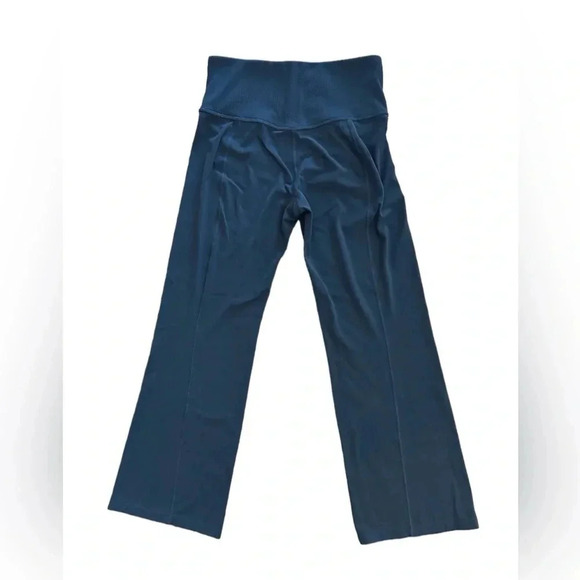 Athleta Crop Pull On Yoga Pants Size Small EUC - Picture 5 of 9